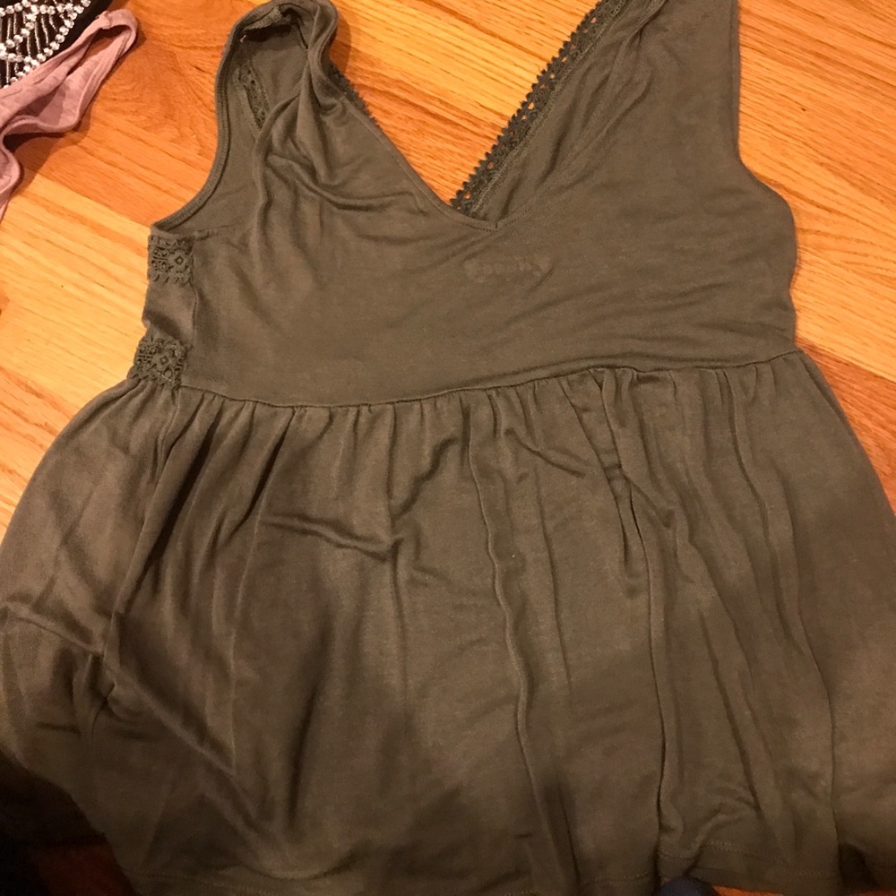 Tank top - Picture 3 of 3